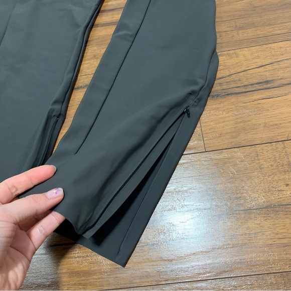 Athleta Trouser Pants with Pockets - Picture 4 of 6